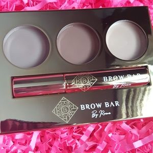 BROW MAKEOVER KIT Light